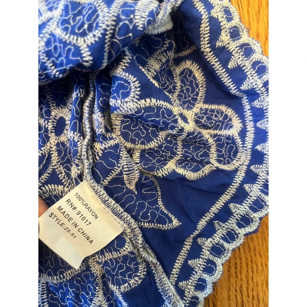 Solitaire Blue White Floral Embroidered Puff Sleeve Blouse Top Medium b1